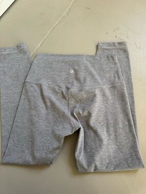 Lululemon high rise align leggings size 8 25”